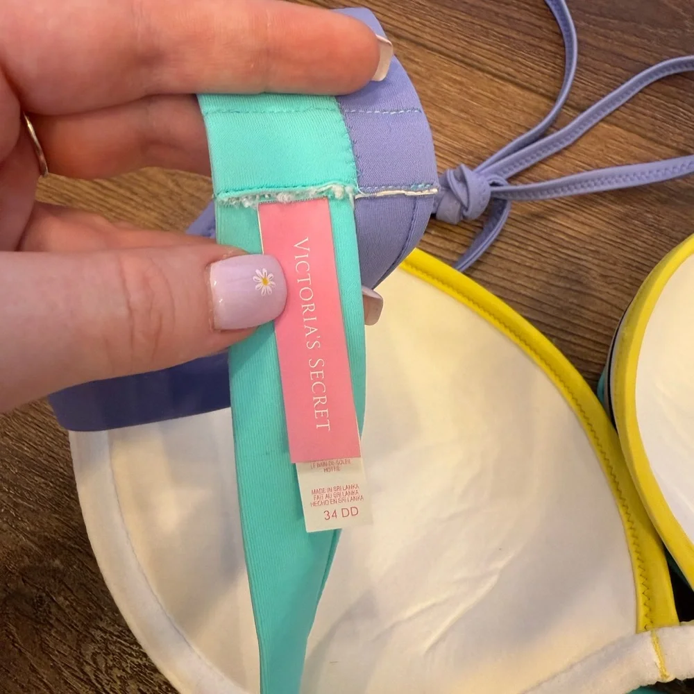 Victoria's Secret Bikini Top size 34DD